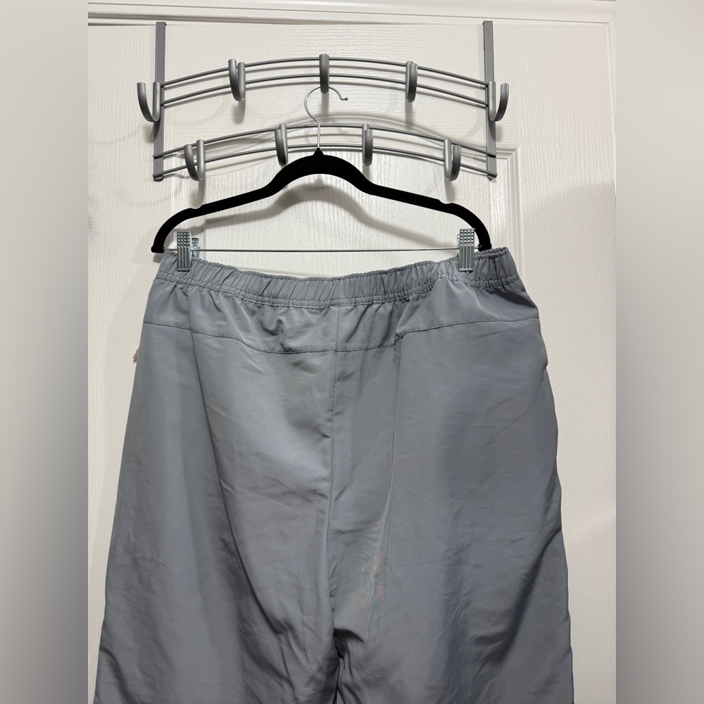 Fabletics Wander Hike Pants Womens XL Gray Belt Pockets Anti Chafe Athleisure - Picture 4 of 16